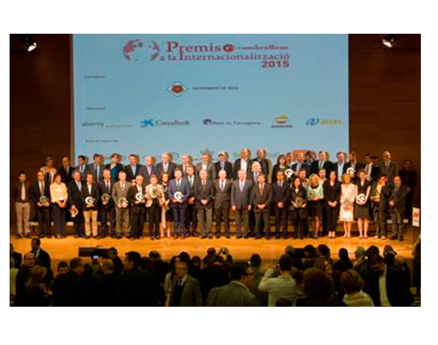 Novus recibe el Premio a la Globalización 2015
