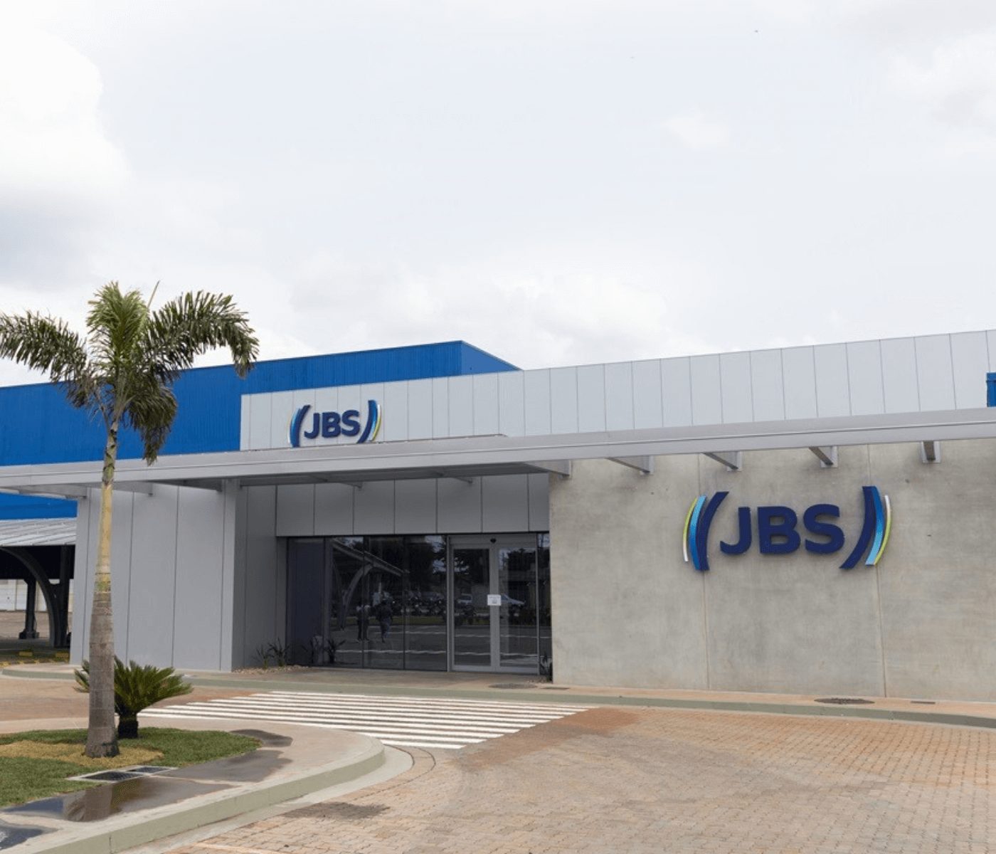 JBS inaugura duas fábricas de alimentos de valor agregado