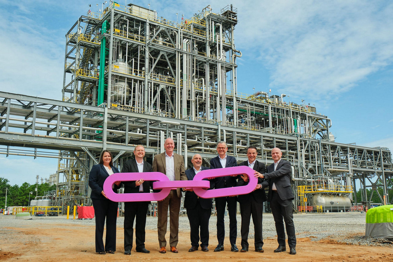 Evonik completes backward integration of its methionine production network