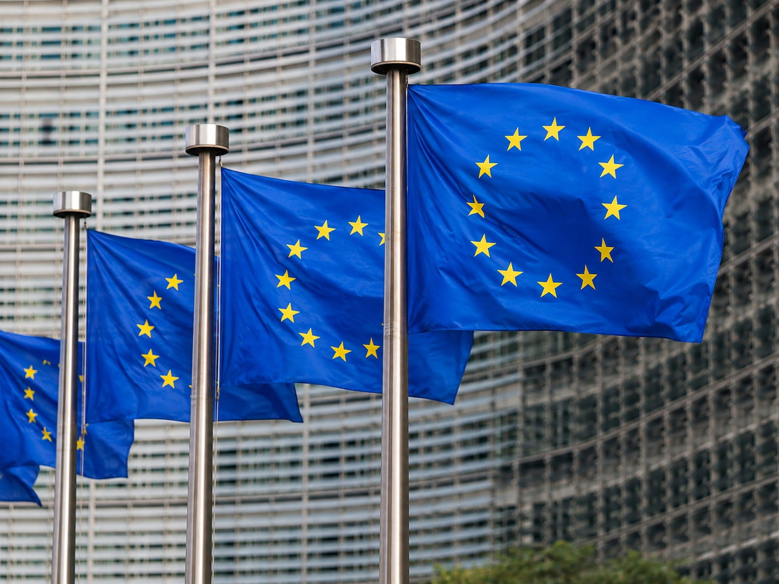 Europe just split GMO rules in two – Asia’s poultry sector should pay attention