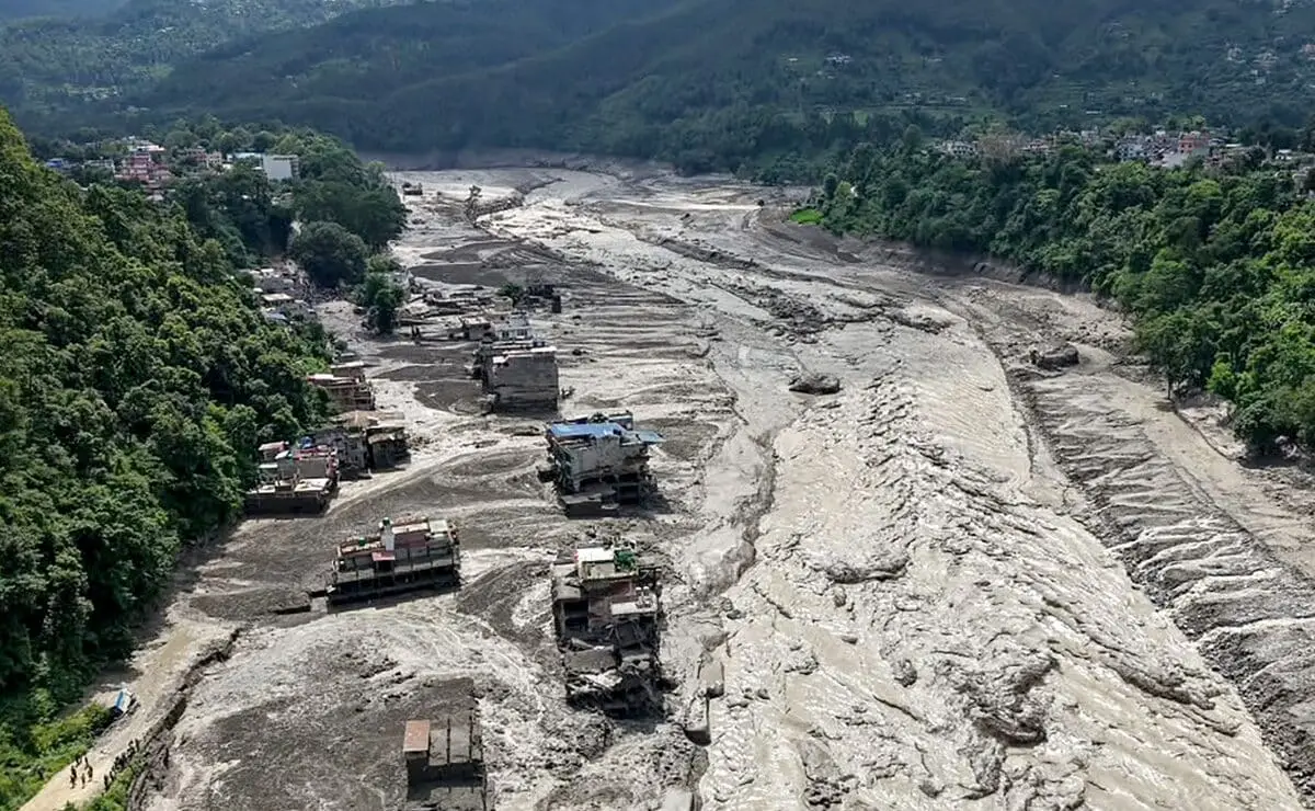 Himalayan Tsunami seriously affects poultry feed supply in Nepal